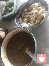 今天吃點最愛之一的面條吧，西紅柿辣椒醬嘎嘎好吃，太愛了，給肉都不換配圖