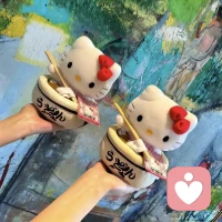 爱是最小范围的蝴蝶效应 。


热爱世间万物，无最爱，无例外


不活在任何人的期待里。