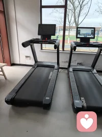 慢慢来，每一步都在靠近更舒展的自己。