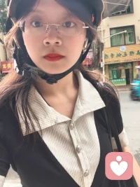 我好像从这两张照片里看到了以后的自己，或者说，我正在成为更好的自己。配图