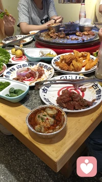 美食能治愈一切配圖