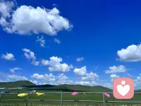 喜歡拍照各式各樣的云，高興時(shí)覺(jué)得它是自由舒展的，心情低落時(shí)，它也是身不由己，隨著環(huán)境的變化而變身配圖