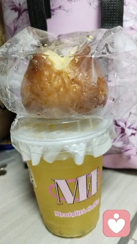 凌晨钟声轻响，倾听师的回应仍带着温度，咨访者紧绷的肩慢慢舒展。深夜不冷，因有彼此的声音互为灯火❤️