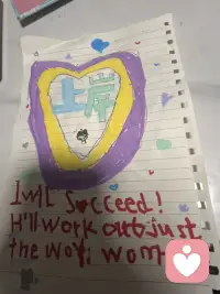 别人说我现在苦，以后会更苦。
我把“上岸”写在纸上，像抓住一根快要断的稻草。
那些熬到凌晨的夜晚，那些无人问津的坚持，
都在提醒我，这条路有多难走。
我怕我拼尽全力，也到不了想去的岸；
我怕我等了又等，等来的只是更深的绝望。
可我又不敢放下这两个字，
因为它是我在黑暗里，唯一的念想。配图