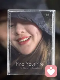 你不经意的温柔，是我反复沉溺的瞬间。
你漫不经心的温暖，我年复一年地流连。