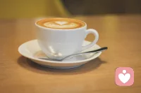 心有温柔，眼有星光，平凡的日子也值得认真热爱。
把情绪调成静音模式，把生活过成治愈模式。配图