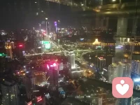 經常念及人生的困惑，會使心靈在重負下受傷；從不思考人生的困惑，會使心靈永遠輕浮淺薄。人生不是一場游戲，只有經歷浮沉，心靈才會有歸屬；人生也不是一場勞役，只有學會放下，心靈才會真正地解脫。配圖