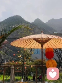 人生从来都不完美，各有各的不足，各有各的难处，各有各的烦恼，各有各的生活方式，我们只有过好当下才是最重要的！