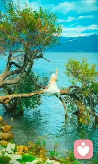 時光跌跌撞撞，季節(jié)來來往往
轉(zhuǎn)眼秋天成了故事，冬天成了風(fēng)景
愿這個冬天，有衣暖身，有人暖心
生活被熱愛的人和事填滿~