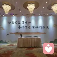 父母多陪孩子接觸大自然，少接觸多媒體，作為父母自己要去修復自己的創傷處理好和伴侶的關系，給予孩子無條件的愛，并非孩子做得好或是乖才愛他。配圖