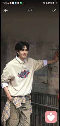 自信是成功的前提，勤奮是成功的催化劑，既要相信自己的能力，更要以勤奮為翼才能飛向成功。