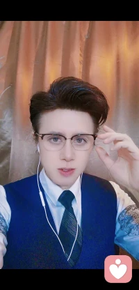 不要去等明天，不要去相信永遠，你所能做的，就是眼前。你所愛，為你所為。