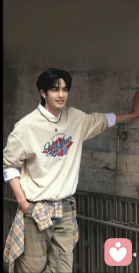 人生沒(méi)有白走的路，每一步坎坷都在塑造你，那些吃過(guò)的苦、受過(guò)的累，終會(huì)在未來(lái)的某一刻，化作照亮前路的光。配圖