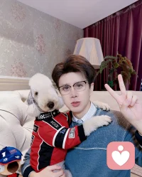 生活就像一场马拉松，不在于起跑有多快，而在于中途不放弃，坚持到最后才能看见最美的风景。