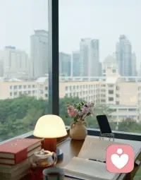 我的神仙工位??
在這里看書看風景
我能夠坐一整天??配圖