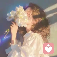 不必執著，
你所受過的痛苦雖然會在生命中鑿下空洞，
但最終也會被成長填滿。
受傷的地方會長出新生的肌理，
而且比原來的組織更堅韌、更有力量????配圖