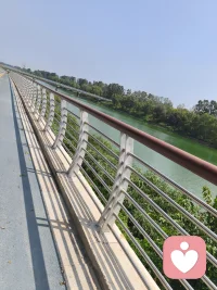 帝曰：“咨！四岳。朕在位七十载，汝能庸命，巽朕位？”——《尚书 · 虞书 · 尧典》
译文：尧说：“啊！四岳。我在位七十年，你们有谁能顺天命，接替我的帝位？”
