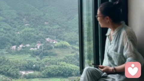 风卷枫红，叩问心魂