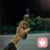 努力成为你最喜欢的那种人，就算不成功，至少你喜欢现在努力的自己。配图