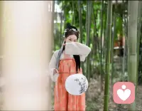 ??養育的真相：你越松弛，孩子越有力量。

很多爸媽把養育當成“搞定孩子”的任務，卻忘了最該搞定的是自己——當你把精神寄托全放在孩子身上，把喜怒哀樂綁在他的表現上，內心早就在焦慮里失了衡。

真正的精神獨立，是你有自己的熱愛與追求，不借孩子的優秀證明自己，也不因孩子的犯錯否定自己。這時你才有余力內觀：

對孩子的暴躁，其實是自己累到沒處發泄；
對孩子的控制，本質是自己怕失控的不安。

先接納自己的不完美，療愈那些沒被看見的情緒缺口，讓自己活成不內耗、不糾結的松弛模樣。不用死記硬背育兒方法，當你內心足夠平和篤定，面對孩子的哭鬧與脆弱，自然能溫柔接住——這份不費力的接納，就是孩子一生安全感的源頭。

#自我成長 #松弛感養育 #情緒容器 #家庭教育 #親子療愈配圖