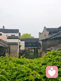 人生其实没什么好后悔的，很多事就算重来一遍，以当时的心智，还是会做同样的选择。所以，别怪自己，你已经尽力了。配图