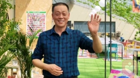 与其抱怨黑暗  不如自己点根蜡烛