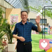 《2026如约而至》2026的第一缕阳光如约而至！挥手2025的汗水与小遗憾，那些默默坚持的日夜，咬牙扛下的挑战，都成了成长的底气。新的一年，愿你保持愉悦心情，怀揣松弛心态，家庭和睦，温暖常伴。带着满腔热忱出发，工作有突破，生活有惊喜，每天神采飞扬，意气风发。步履不停，向阳而行。收获硕果满满，日子热气腾腾。万事顺意，喜乐常伴！配图