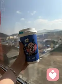 把负面的念头关掉，用这些充满力量的句子开启新的一天，你会发现生活真的会悄悄变好。配图