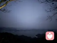 把负面的念头关掉，用这些充满力量的句子开启新的一天，你会发现生活真的会悄悄变好。配图