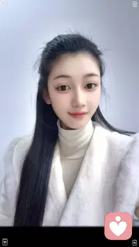 允许自己慢下来，能量会慢慢回流
​
      心里的力气不用硬撑，歇歇也无妨
       你好，我是柒音。世界和我都爱你