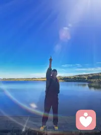 為你找到心里的那束光照亮你的人生
                                        ??豪（同行聽語）