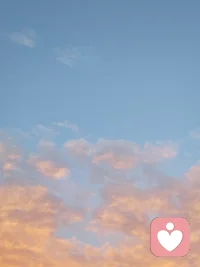 爱你老己，早上好！

放下对自己的评判、对自己的苛责，用心去回馈自己，站在自己的这一边，“悦人先悦己，爱己后爱人”，学会接纳自我，我们本来就是小太阳，让自己照亮自己。

自我的提升，内在的充实，为自己提供一份只属于自己的情绪价值，在某一刻，我只为我自己而活，我只想我自己开心就好！配图