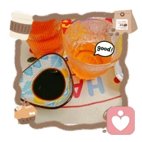 陪着孩子简单的小酌，下课回来的路上已经开心到跳起来，我们回去好好吃一顿～你也想放松一下是不是呀？

周五趴，你看你的电视📺，我吃我的鸭货，哈哈，我们互不干涉，此刻我们只是搭子，她说着动画片的场景，我细细品味我的美味佳肴～奈斯～