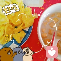 早🌞

满满的一碗蒙古奶茶搭配新疆鸡蛋馓子

这一口的满足真的是无以言表

简单而温暖的开始，在于生活中点点滴滴配图