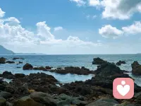 婚姻的本质就是你给他温暖，他体谅你的不易，相互扶持，共同成长配图