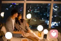 1. 亲密关系，是两个独立的人，自愿选择彼此靠近。

2. 是看见彼此的脆弱，仍愿意伸手拥抱。

3. 不是改造对方，而是一起成为更好的我们。

4. 既敢依赖，也能独立，相爱但不依附。