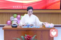 喝的是茶走的是心，浮沉皆过往，茶香抚人心，一杯清茶，修心养性❤️配图