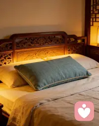 白天为生活奔波，夜晚给自己一点温柔。枕着淡淡的沉香，卸下所有焦虑与疲惫，一夜无梦、深度安睡。好好睡觉，才是顶级养生😪🌖😴