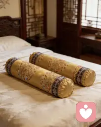 清晨被阳光唤醒，不是被闹钟惊醒～
昨晚枕着沉香枕入睡，淡淡的天然香气温柔又安神，躺下就放松，一夜睡得安稳又踏实，晨起肩颈不酸、头脑清爽，整个人都轻盈了，好睡眠真的太养人❤️