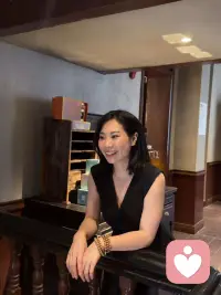 通过国学命理悟道！！
1.物质拥有是生存生活沣盛第一需要！2.文化多姿多彩感受感悟是精神情志调节升华第一需求！3.自在自由解脱觉醒是灵魂安乐归属第一需寻！已经在国学这条路上越走越精神！！！配图
