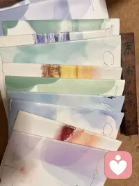感慨一下……
这些年分析的案例和笔记越来越多！密密麻麻！最少也是20多个本子➕好几盒圆珠笔🖊️配图