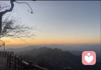 人生没有下辈子的重逢，珍惜今生相遇，感恩每日的问候与牵挂，愿我们快乐相伴，健康同行  快乐每一天！
六时吉祥！[微笑][咖啡][握手][玫瑰][合十]配图