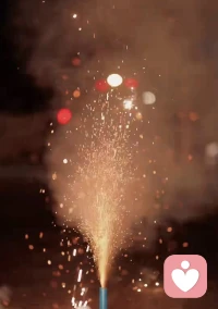 新年到，福气到！祝你在新的一年里笑口常开，好运连连。愿你的每一天都充满阳光和欢笑，每一步都走得坚定而有力。新年快乐！💕✨配图