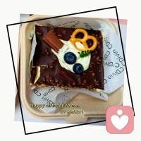 最难的时候，只做一件事：别伤害自己
 只要你人还在，
只要你没放弃自己，
再烂的局，后面都有翻盘的机会。
 你现在不用“好起来”，
你只要先熬完今天就行。配图