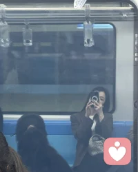 🔷没有界限的关系，是一场慢性自杀

有一种付出，叫做消耗型付出。
指的是：你在付出的过程中，不断透支自己的能量，却得不到滋养和回馈。

这样的付出，不会让关系更好，只会让你越来越累，越来越怨。

我见过太多这样的人：
妈妈说：我为了你放弃了事业，你怎么这么不懂事？
妻子说：我为了这个家牺牲了那么多，你凭什么对我不好？
朋友说：我帮了你那么多次，你怎么能这样对我？

🌱这些话里藏着的，不是爱，是债。

因为从一开始，这份付出就不是自愿的，而是带着期待、带着委屈、带着你欠我的情绪。