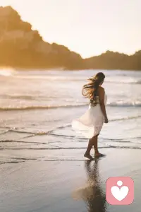 不畏惧被人讨厌而是勇往直前，不随波逐流而是激流勇进，这才是对人而言的自由。配图