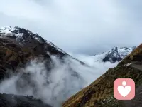 请你，担负起对自己的责任来，不但是活着就算了，更要活得热烈而起劲，不要懦弱，更不要别人太多的指引，每一天，活得踏实，将份内的工作做得尽自己能力的完美，就无愧于天地。配图