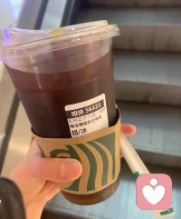 不必追光，你就是光；不必借势，你自成势，你的存在本身就是一种力量。配图