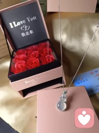 愿你眼里的星星，都变成照亮前路的阳光；愿你走过的路，都开满鲜花配图