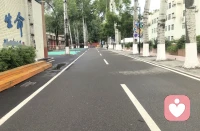 无论再苦再累，只要心中有目标、眼里有光芒，前进的路就会越来越宽敞😊配图